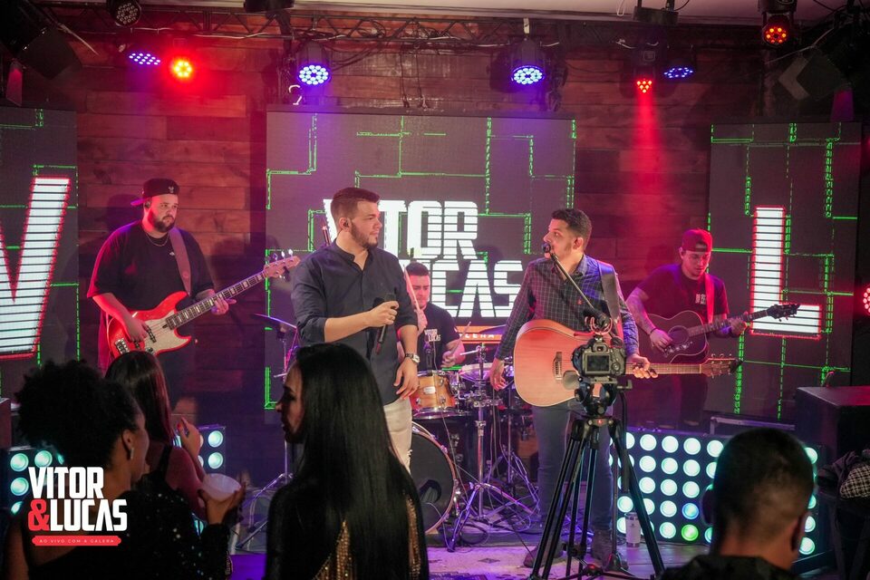 Vitor e Lucas - Barzinho vip